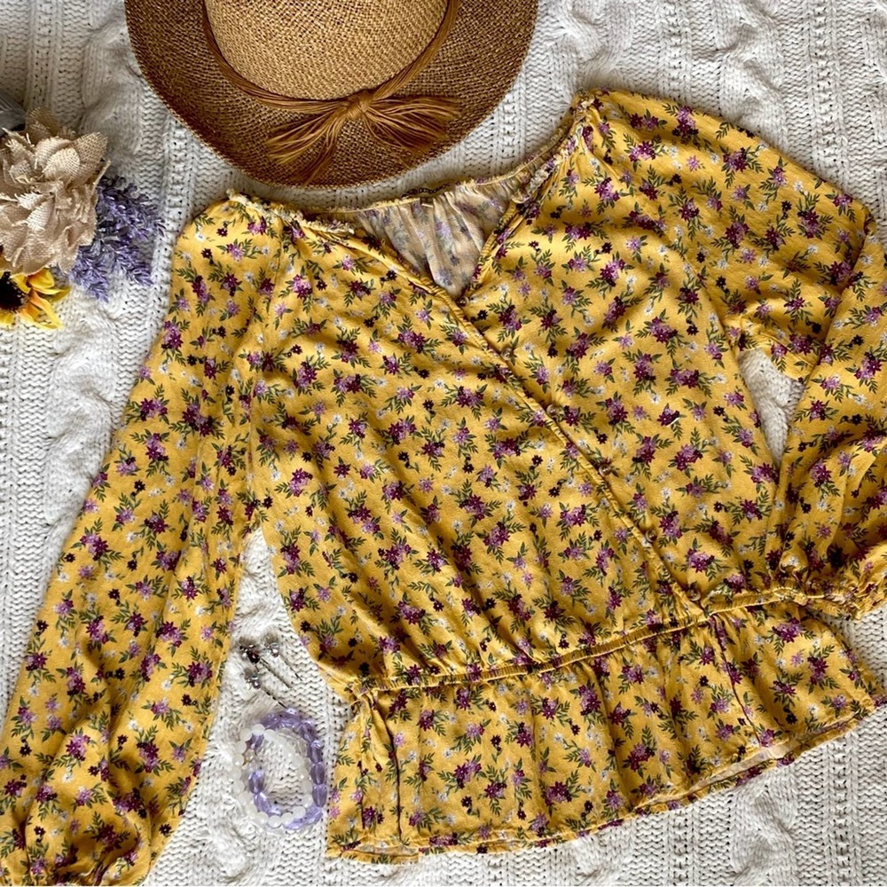 Democracy Yellow with Purple Floral Peplum Blouse - S